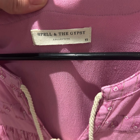 Spell & The Gypsy Collective’s luminous Coco Lei Flutter Sleeve Tunic sz XS - Picture 9 of 12